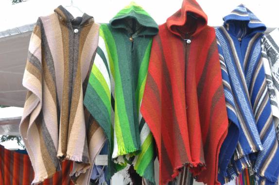 O famoso mercado de Otavalo, no Equador